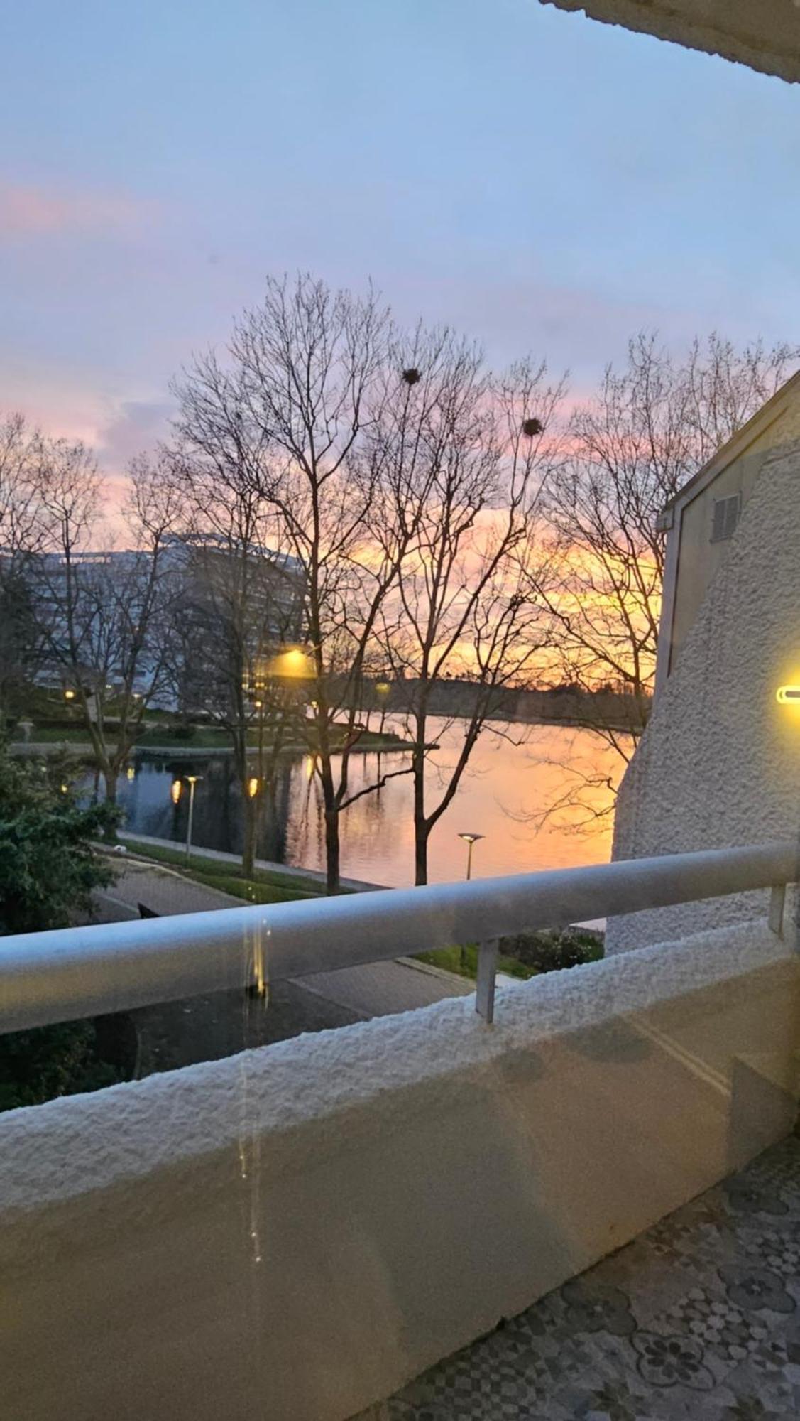 Chambres D'Hotes "The Lake House" - 20 Min To Paris By Metro Creteil Exterior photo